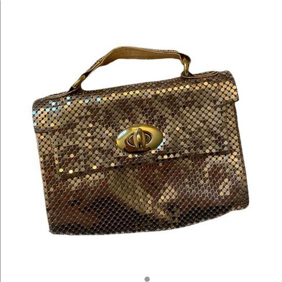 Vintage mini Whiling & Davis purse or clutch. Gold chain mail mesh - Picture 2 of 2